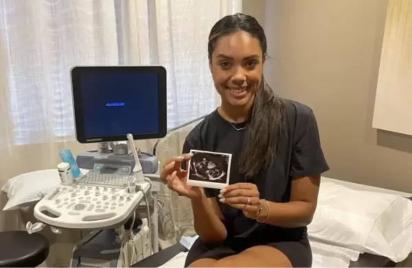 El auge de los "influencers" de la fecundacin in vitro: por qu hay cada vez ms y son tan virales en la redes sociales