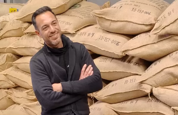 El emprendedor argentino que encontró una oportunidad de negocio en el café en cápsulas y compite con los grandes del sector