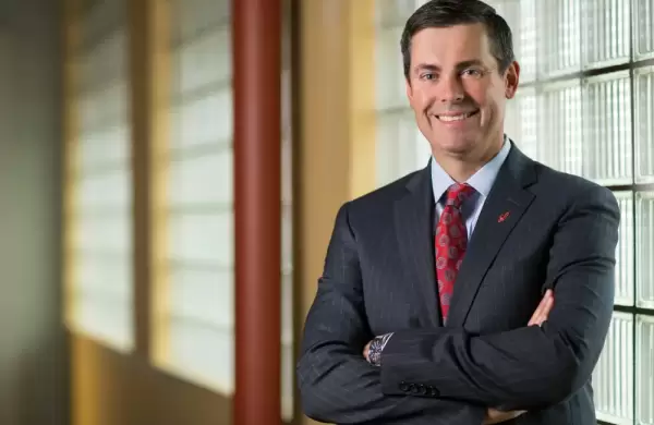 Las acciones de Eli Lilly, la farmacéutica más grande del mundo, colapsaron un 15% en Wall Street: qué pasó
