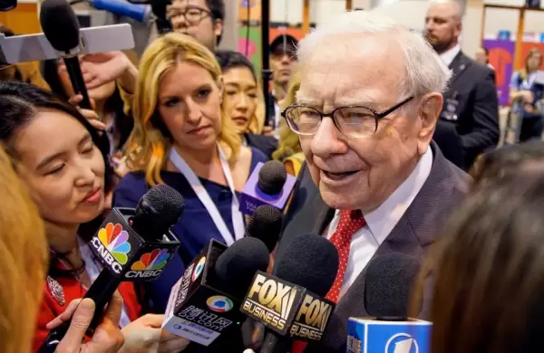 Por qué, según Warren Buffett, el "time in the market" es más importante que el "market timing"