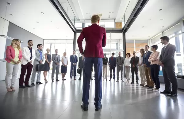 De jefe a líder influyente: cómo los CEOs empáticos transforman equipos y empresas