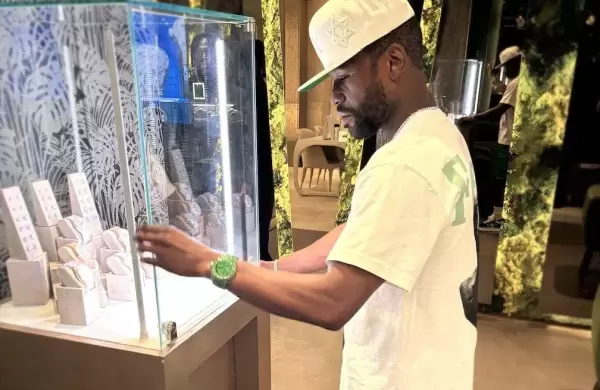 Así es el reloj por el que Floyd Mayweather pagó un millón de dólares