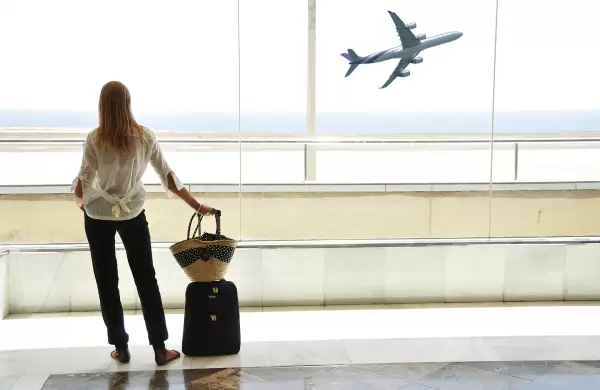 Cmo vencer el jet lag y adaptarse rpidamente a nuevos husos horarios, segn un mdico