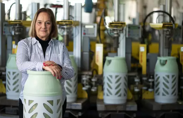 Rossana Bucheli factura más de US$ 100 millones al año con combustibles y proyecta estaciones de servicio Megal