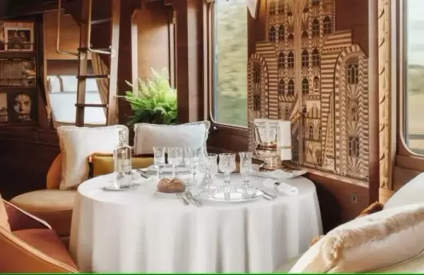 As luce por dentro el vagn de tren "ms caro del mundo"