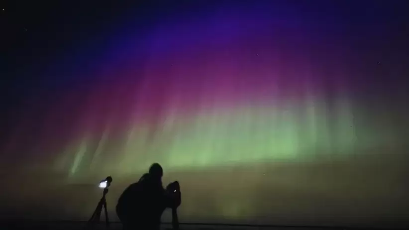 Aunque suelen ser poco frecuentes, las exhibiciones de auroras boreales multicolores han sido relativamente comunes en 2024.