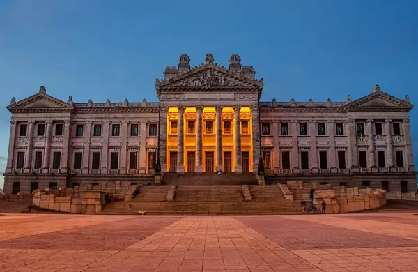 Se renueva el Parlamento: asumen los diputados y senadores de la legislatura nmero 50