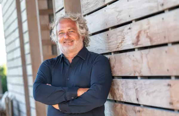 Guibert Englebienne: "Quiero que cada persona, en cada escritorio, tenga acceso y le saque jugo a la IA"