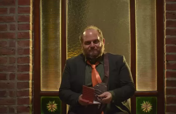 Qu ver: El mejor infarto de mi vida, una serie de coincidencias bien aprovechadas