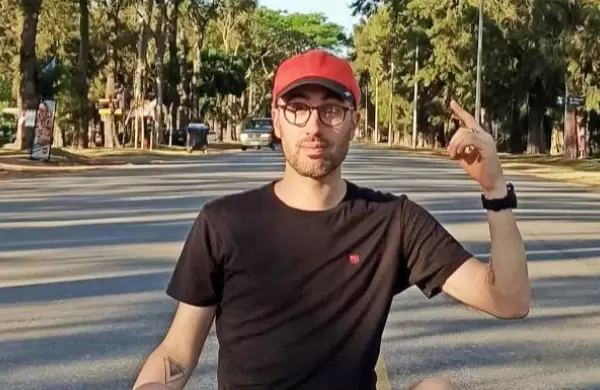 Qué objetos antiguos comprar, vender y guardar, según Andrés Menjoulou