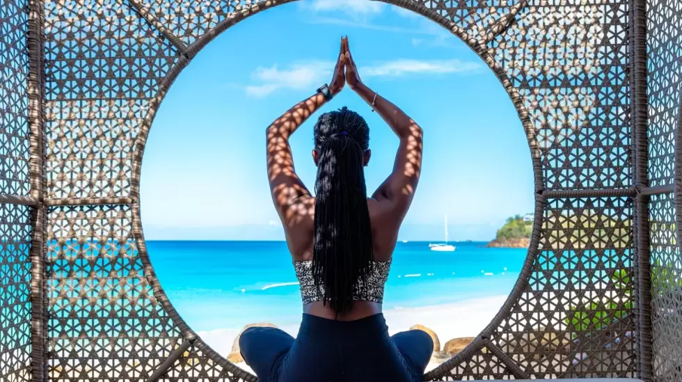 El verano es una excelente temporada para visitar resorts frente al mar y disfru