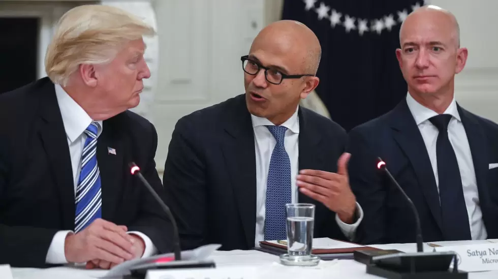 Bezos Trump