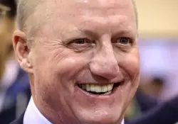 Greg Abel asume el mando de Berkshire Hathaway: el heredero metódico del legado de Warren Buffett