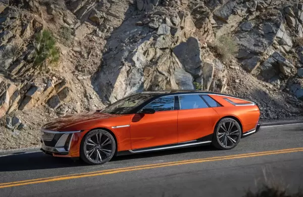 Cadillac Celestiq 2025: probamos el auto eléctrico que quiere destronar a Rolls-Royce