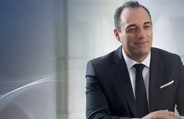 Cada de ventas, crisis en EE.UU. y 14 marcas sin rumbo claro: el complejo escenario que enfrenta el nuevo CEO de Stellantis