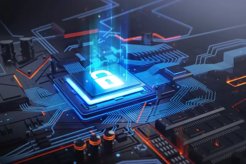 Representación digital de la ciberseguridad, con un candado sobre un circuito electrónico que simboliza la protección de sistemas y datos frente a ame