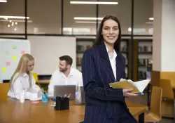 Cmo pueden los CEOs transformar el hype de la IA en resultados reales para el negocio