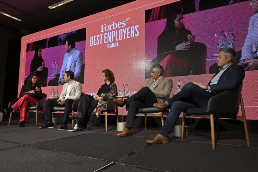 Irene Núñez, Juan Pablo Lara, Chus Sanz, Javier Labarthe y Pablo Elissalde. Foto: Diego Olivera.