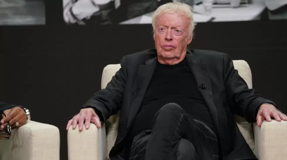 phil knight nike