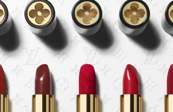 De carteras a labiales: la estrategia de Louis Vuitton para expandir su imperio