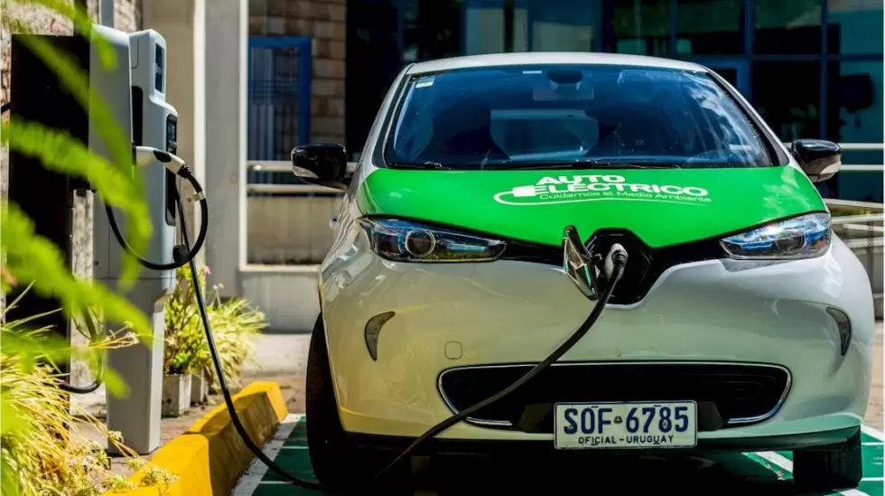 Auto elctrico UTE. Foto: UTE.