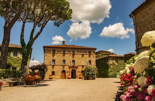 Este histórico hotel es una de las estancias de lujo más encantadoras de la Toscana