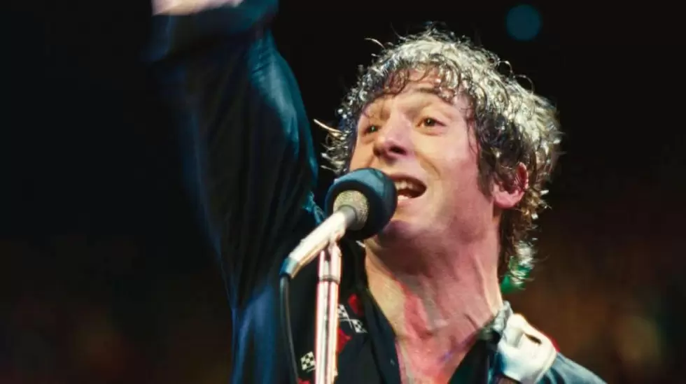 Jeremy Allen White interpreta a Bruce Springsteen. Foto: Difusin.