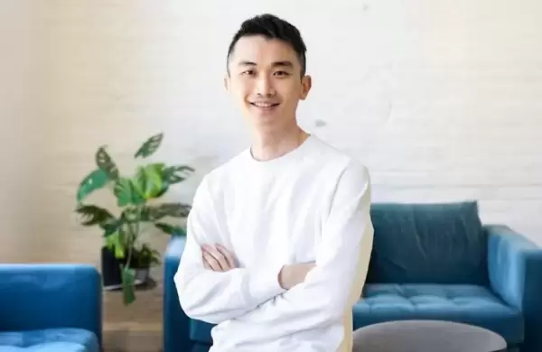 De sentirse incmodo frente a una cmara a liderar HeyGen la compaa que usan influencers y ya factura millones con IA