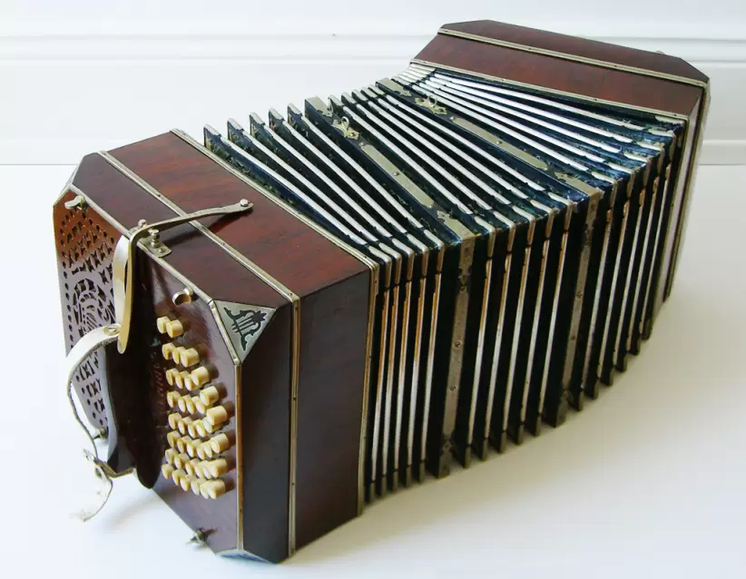 martín garcía vender bandoneon