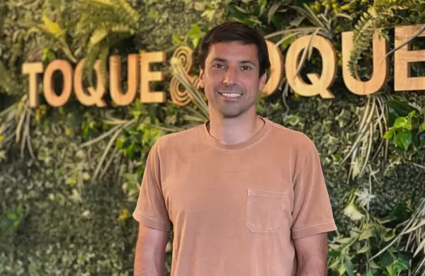 De nicho desatendido a "no tiene techo": Toque y Toque innova en financiamiento de viajes de fin de carrera para universitarios