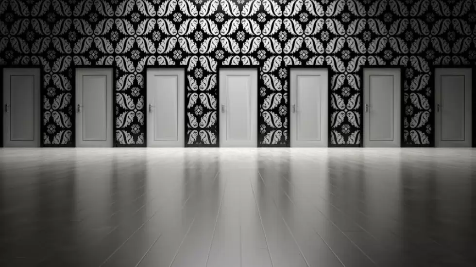 Siete Puertas Cerradas Blancas