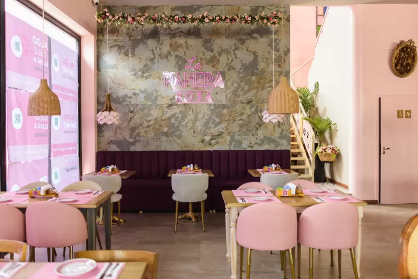 La Panera Rosa nació en 2012 y hoy ya alcanza 26 locales en Argentina, además de ampliar su crecimiento en el exterior.