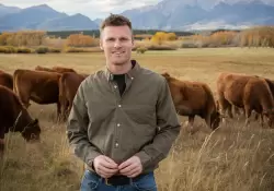 Dej� su trabajo para crear una startup que gu�a vacas por GPS y ya vale US$ 1000 millones