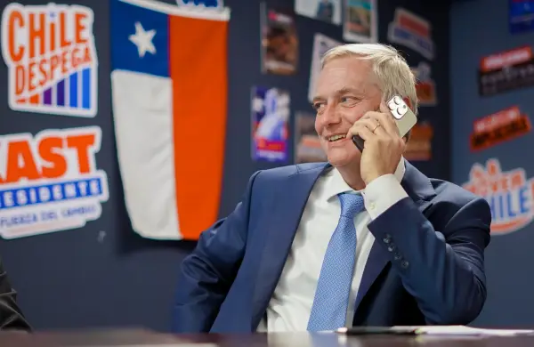 Elecciones en Chile: arrasó José Antonio Kast y la derecha vuelve a gobernar: quién es, cómo llegó y cómo serán sus primeros 3 meses