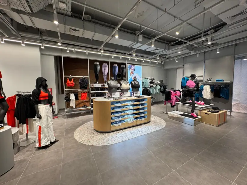 Nueva tienda Nike en Montevideo Shopping. Foto: Difusión.