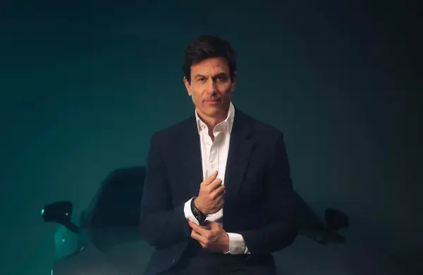 Liderando desde el carril rápido: cómo Toto Wolff transformó el imperio de la F1 de Mercedes-AMG