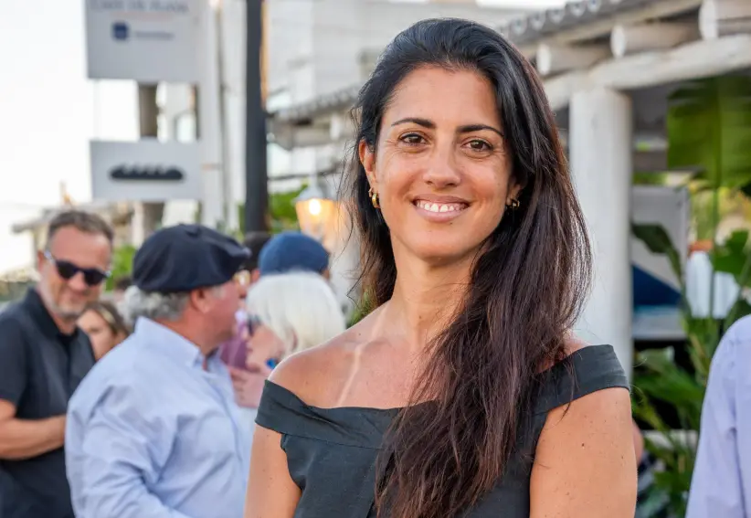 Lucía Cabanas, gerenta de Marketing, Comunicación y Sustentabilidad de Itaú Uruguay. Foto: Rodrigo Guillenea.