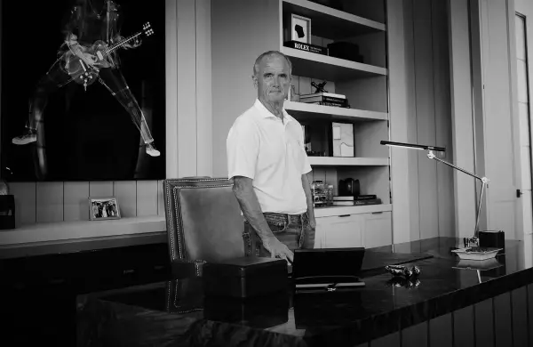 De perder un millón en bicicletas eléctricas a construir un imperio con más de 125 empresas 