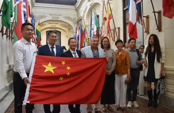 Empresa china Horay Solar proyecta invertir US$ 15 millones para un parque fotovoltaico en Florida 