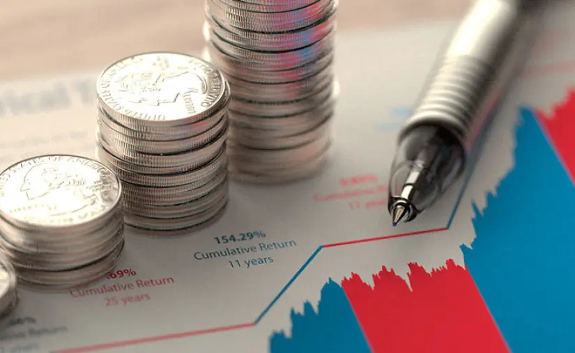 Tasas en descenso: las claves de cinco expertos uruguayos para invertir mejor en 2026