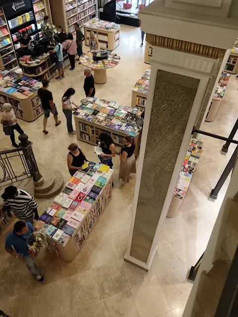 Librería Feltrinelli. Foto: Gabriela Viera.