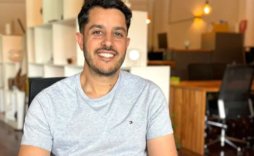 “Desarrollar software se está volviendo un commodity”: el fundador de Vexels explica cómo la IA empareja a startups y gigantes tecnológicos