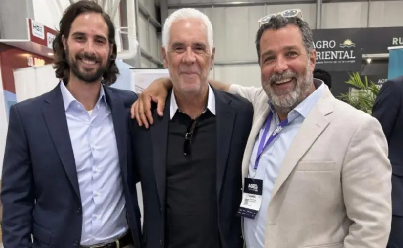 De tener una carrera corporativa a pivotear y emprender: la historia de Nicolás Rostan y su startup Olows, inspirada en los +50