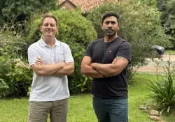 
Se inspiró en shows de drones, creó empresa de limpieza en altura y ahora se expande en Latam y Europa con inversión de US$ 2 millones