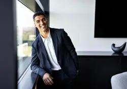 El modelo de negocios de Luis Suárez: un imperio gastronómico, sociedad con Messi y un sistema de gestión familiar con Sofía Balbi a la cabeza