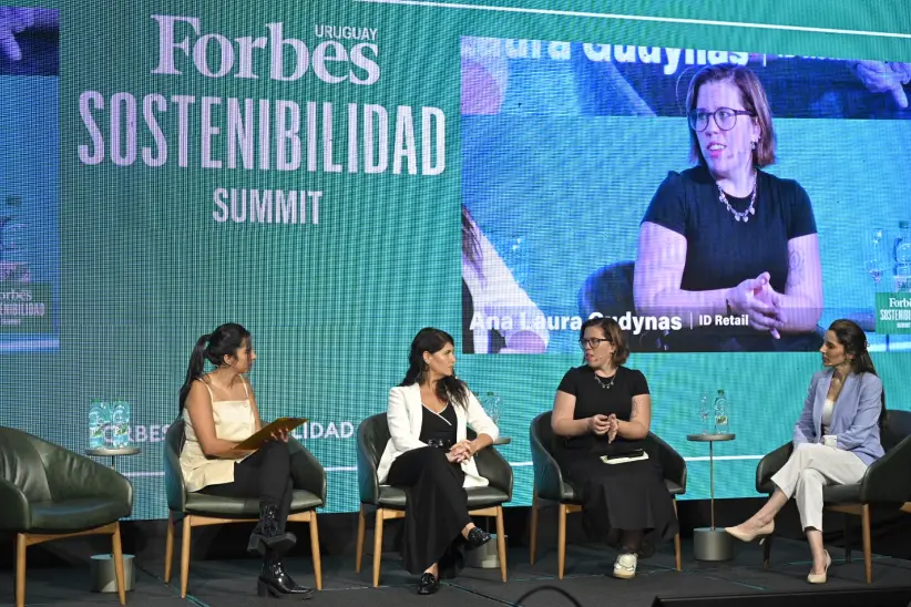Irene Núñez, Fernanda Ariceta, Ana Laura Gudynas y María Eugenia Rodríguez. Foto: Diego Olivera.