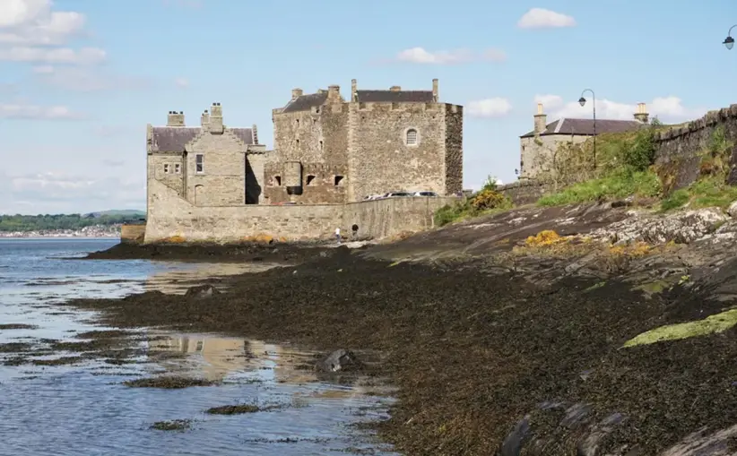 El Castillo de Blackness fue una de las locaciones utilizadas para Outlander. (Getty)