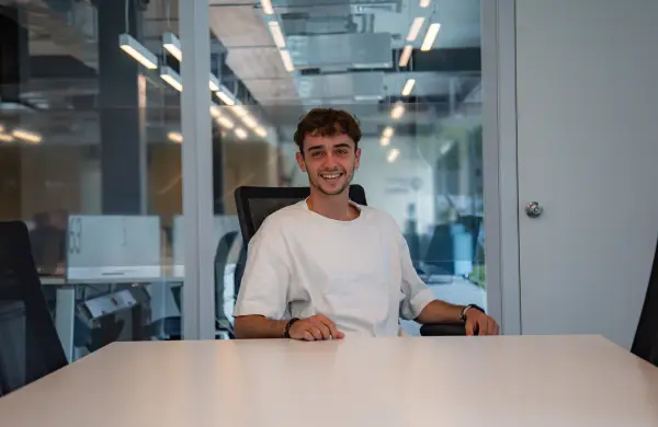 A los 16 años crearon una empresa para combatir incendios con satélites, ahora levantaron US$ 2.7 millones de capital y buscan radicarse en Uruguay