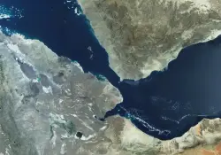 Irán amenaza con cerrar el estrecho de Bab al-Mandeb tras las amenazas de Trump