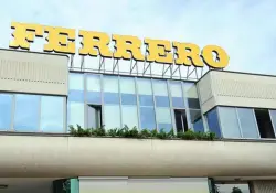 ¿Por qué Ferrero dejó de ser "humilde"? El millonario plan para conquistar a los fanáticos del fútbol